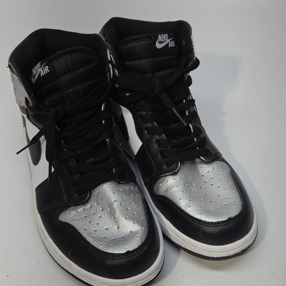 Size 7 Nike Air Jordan 1 Retro High OG Silver Toe CD0461-001 excellent condition
